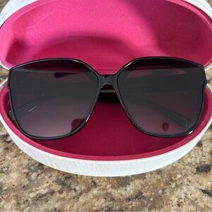 Isaac Mizrahi Black Sunglasses with Pink Case